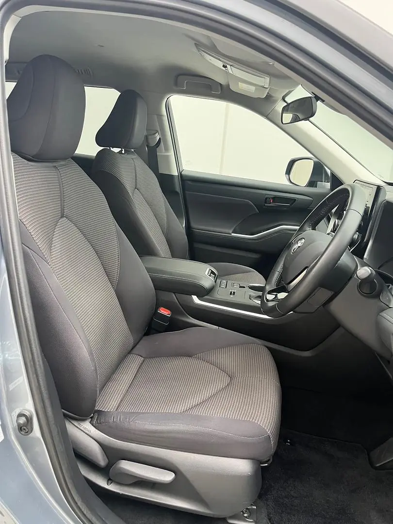 2021 Toyota Kluger Gallery Image 17