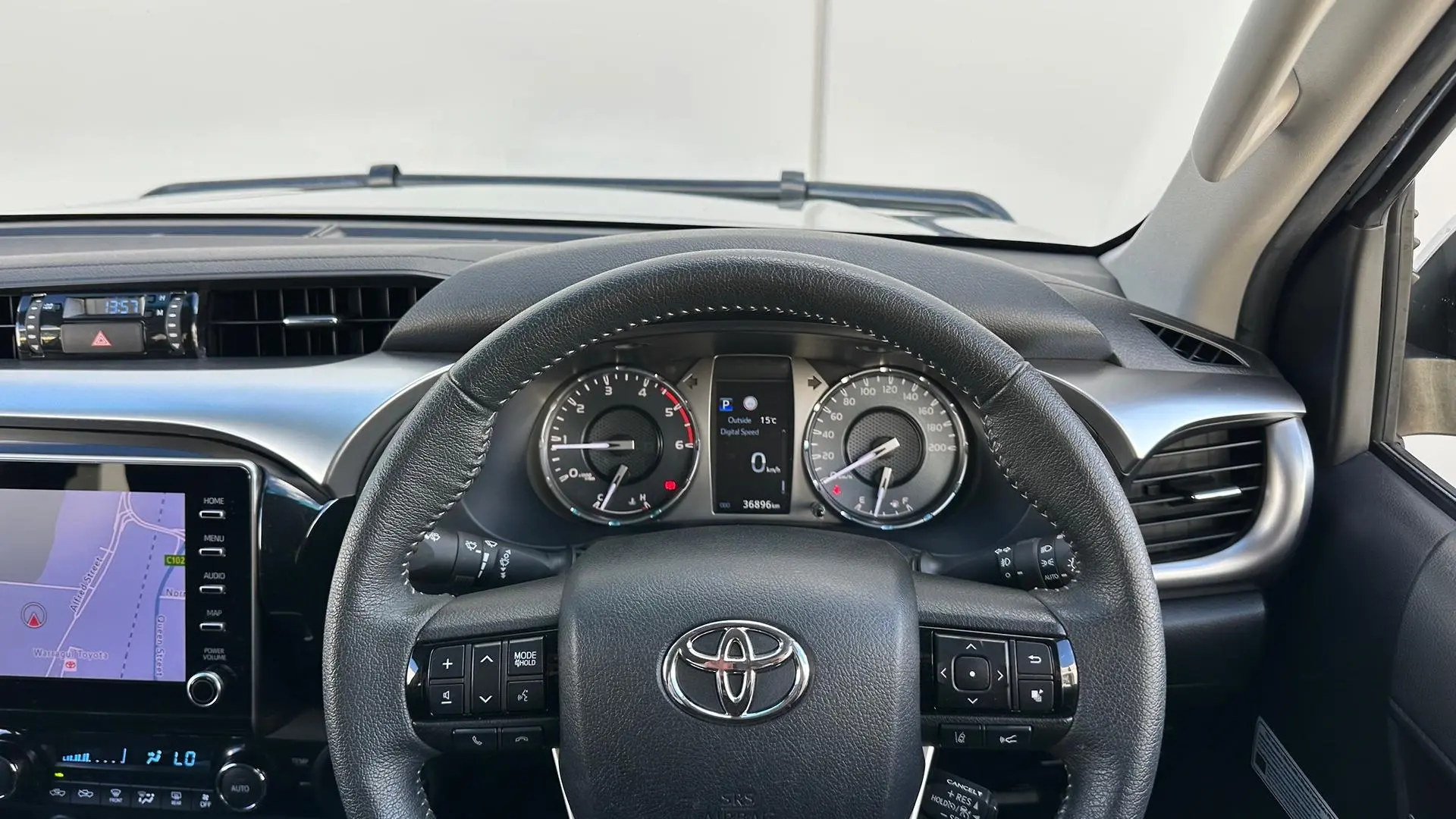 2021 Toyota Hilux Gallery Image 19