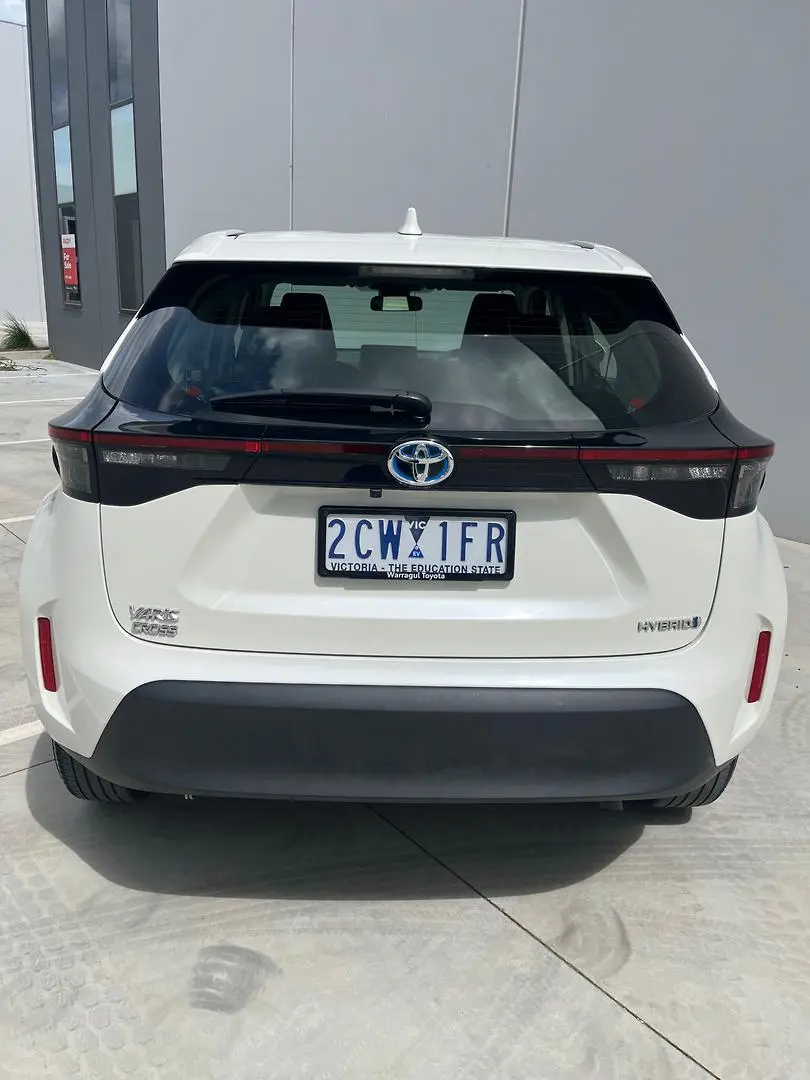 2022 Toyota Yaris Cross Gallery Image 12