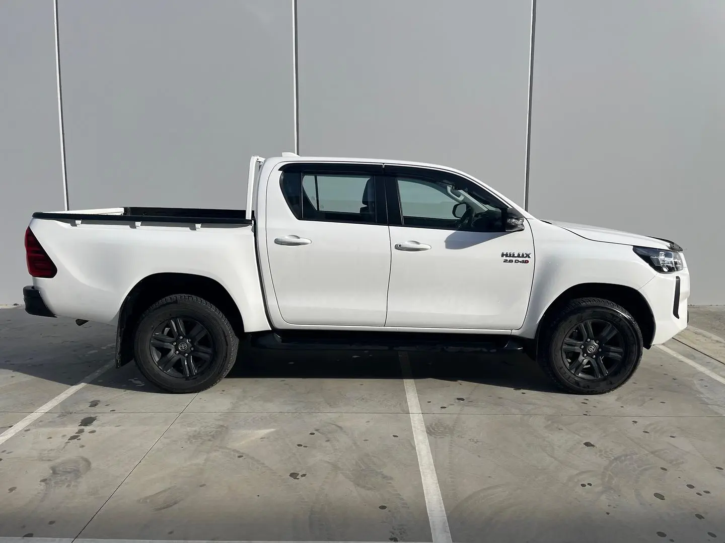 2024 Toyota Hilux Gallery Image 14