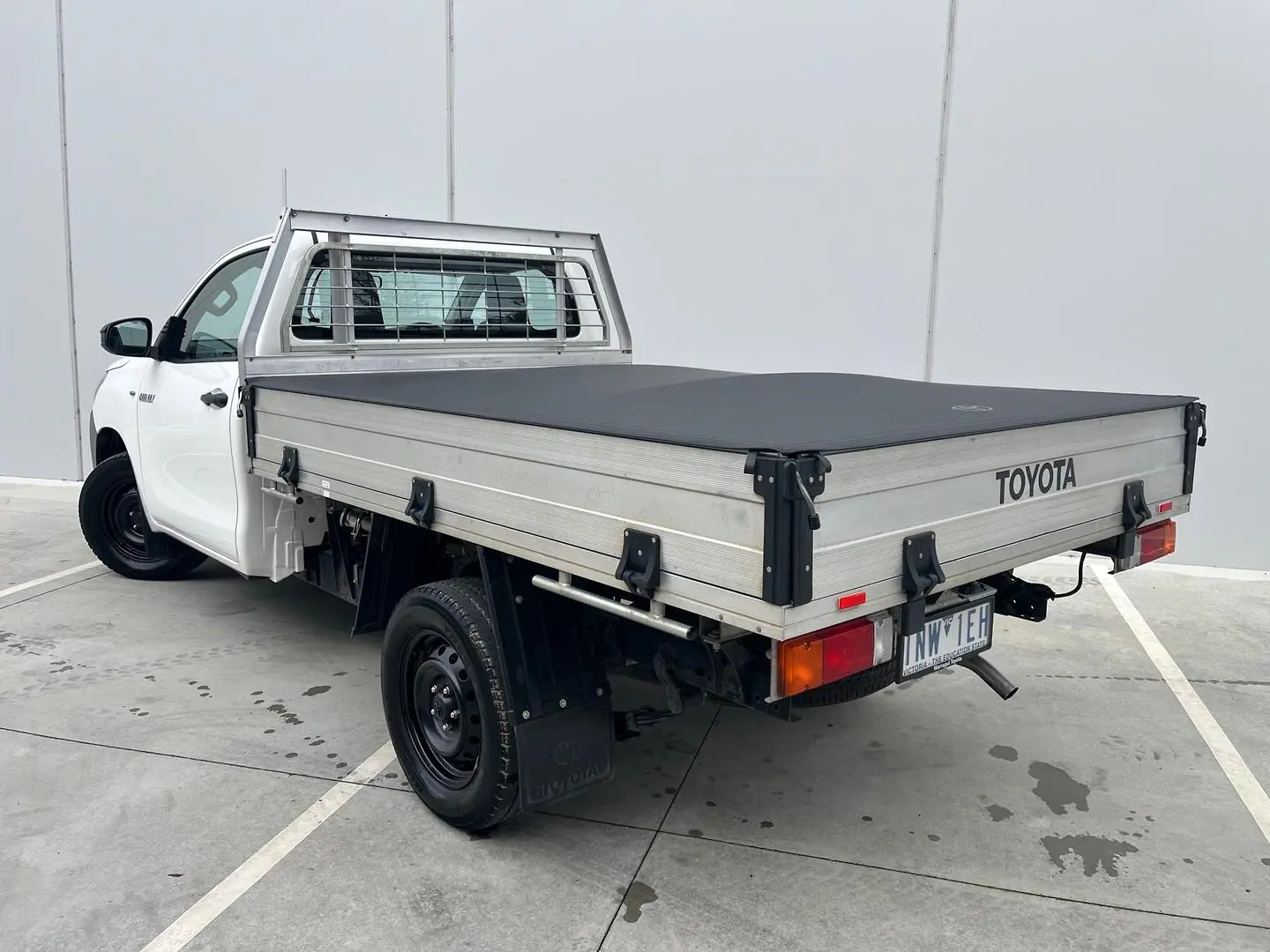 2018 Toyota Hilux Gallery Image 7