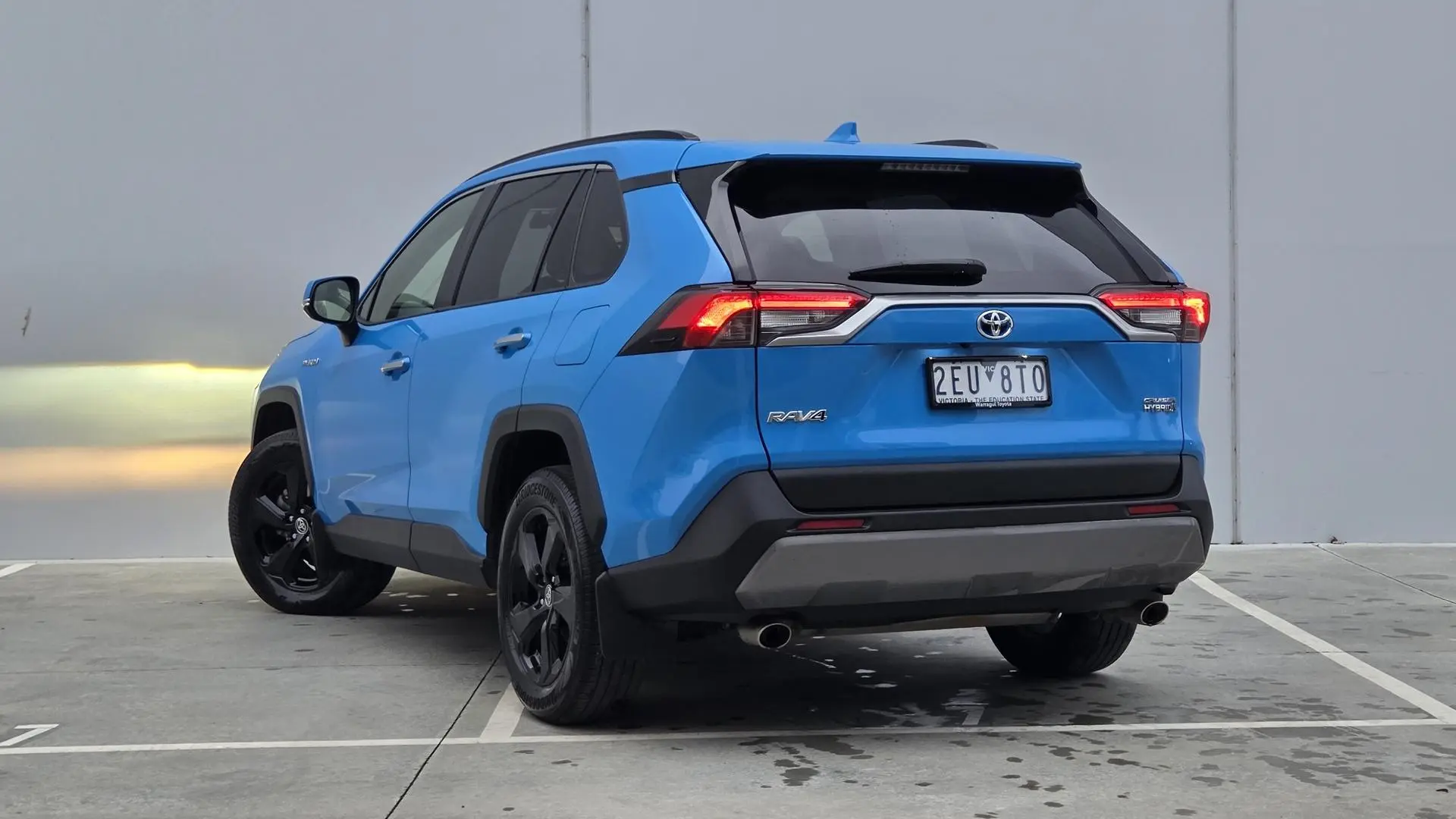 2021 Toyota RAV4 Gallery Image 5