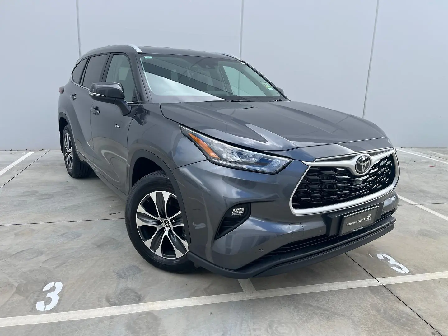 2025 Toyota Kluger Gallery Image 1