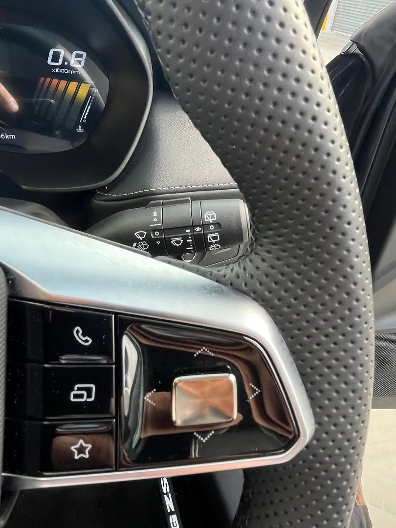 2025 MG ZS Gallery Image 24