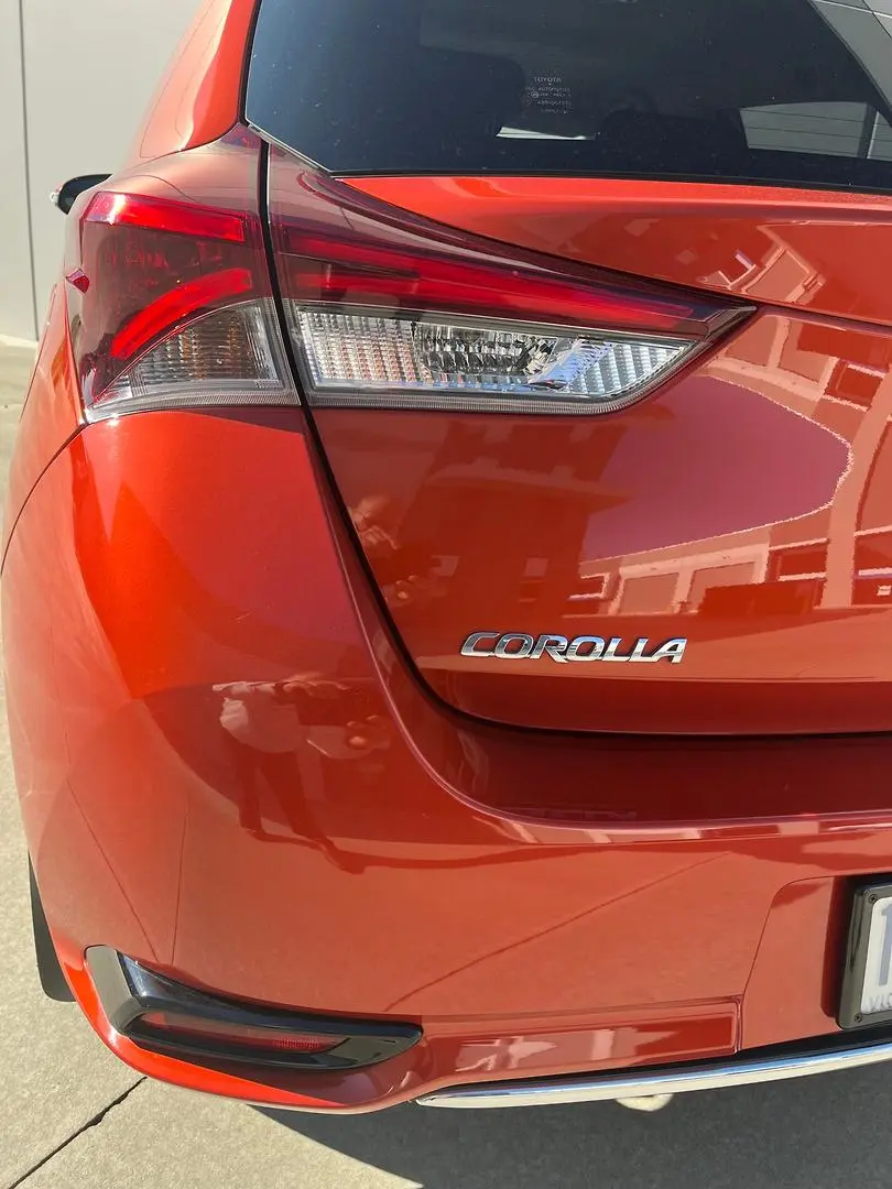 2015 Toyota Corolla Gallery Image 11