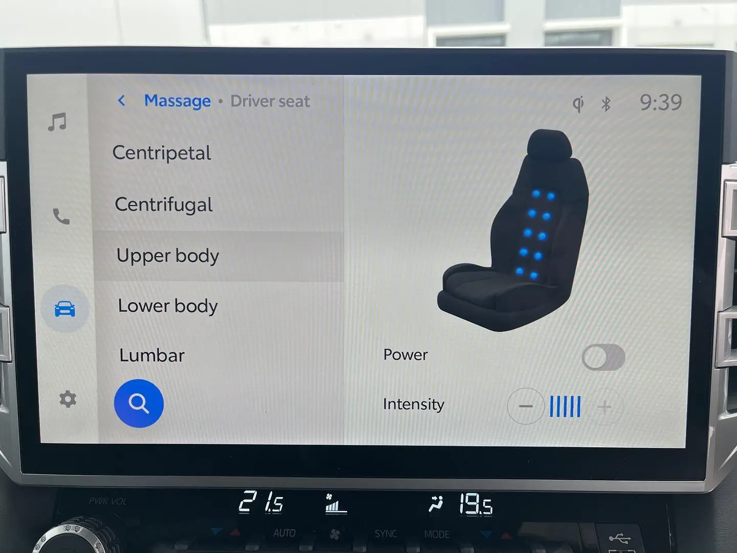 2025 Toyota Tundra Gallery Image 25