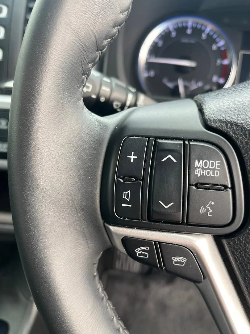 2015 Toyota Kluger Gallery Image 21
