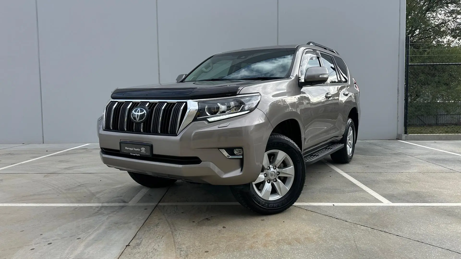 2022 Toyota Landcruiser Prado Gallery Image 3