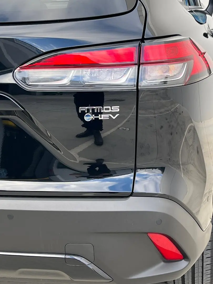 2025 Toyota Corolla Cross Gallery Image 11