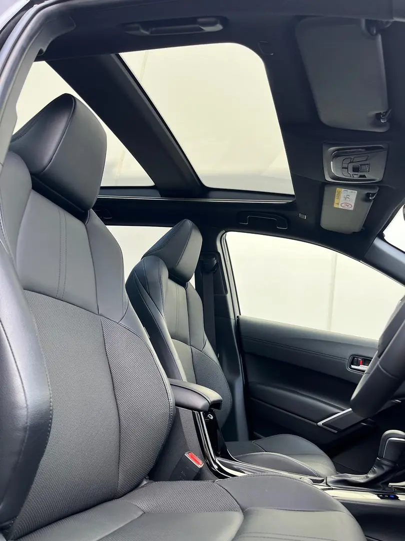 2025 Toyota Corolla Cross Gallery Image 17