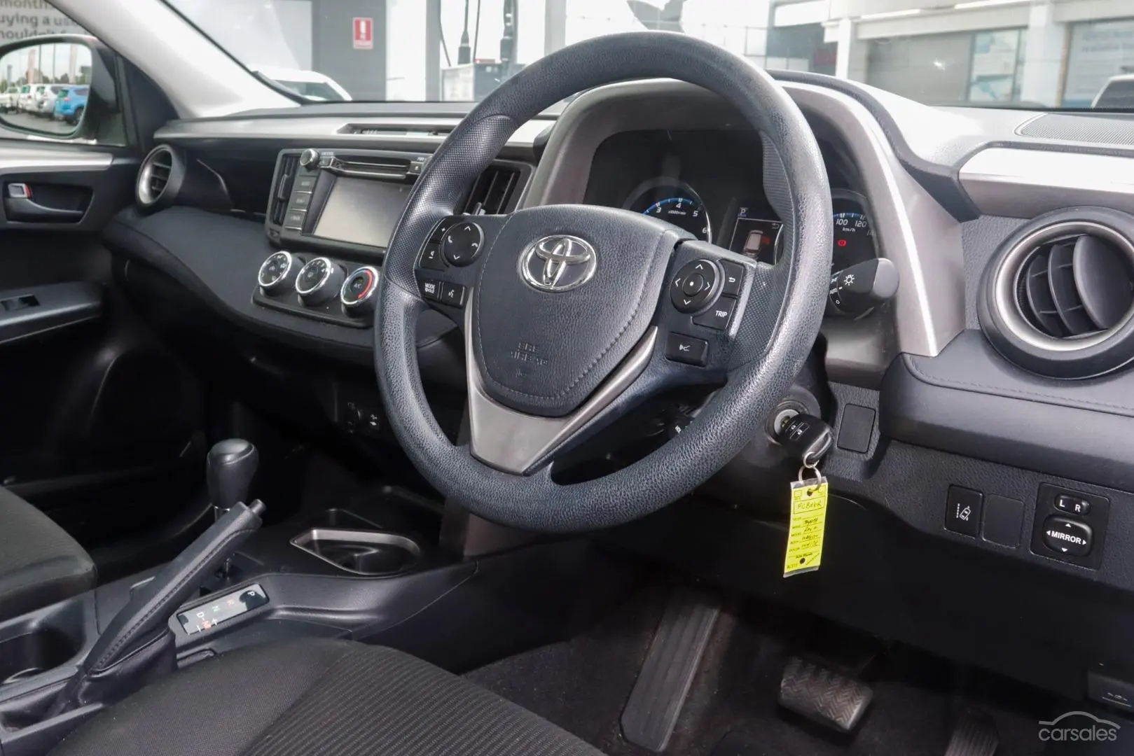 2018 Toyota RAV4 Image 7