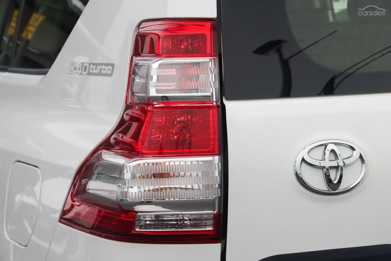 2015 Toyota Landcruiser Prado Image 19