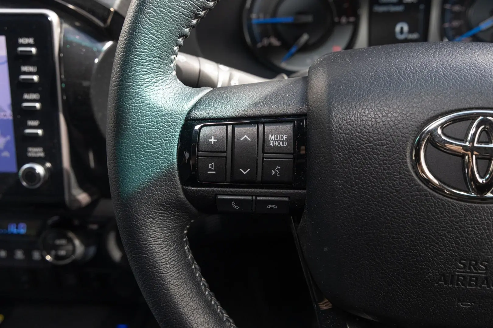 2024 Toyota Hilux Gallery Image 11