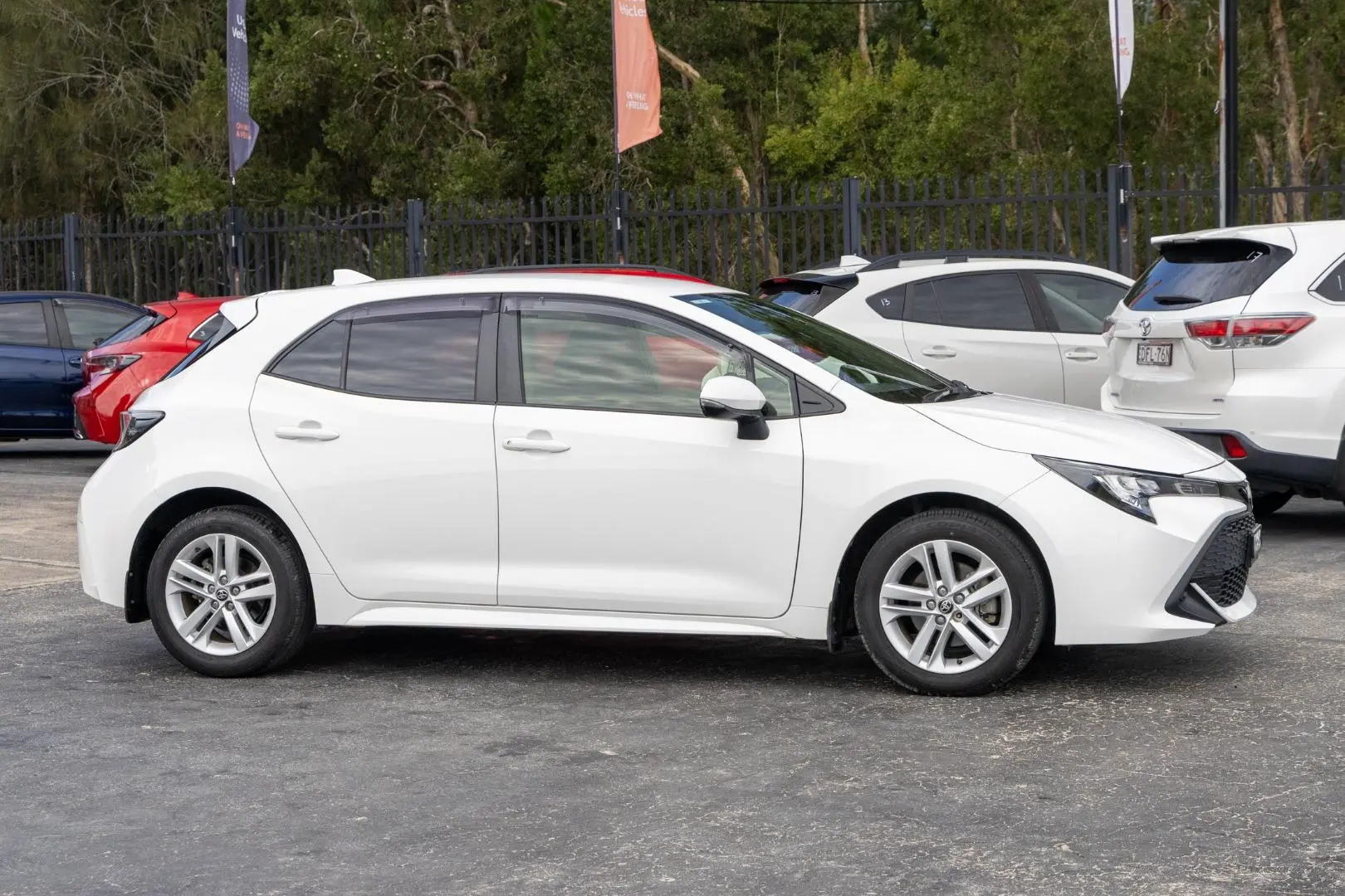 2020 Toyota Corolla Gallery Image 3