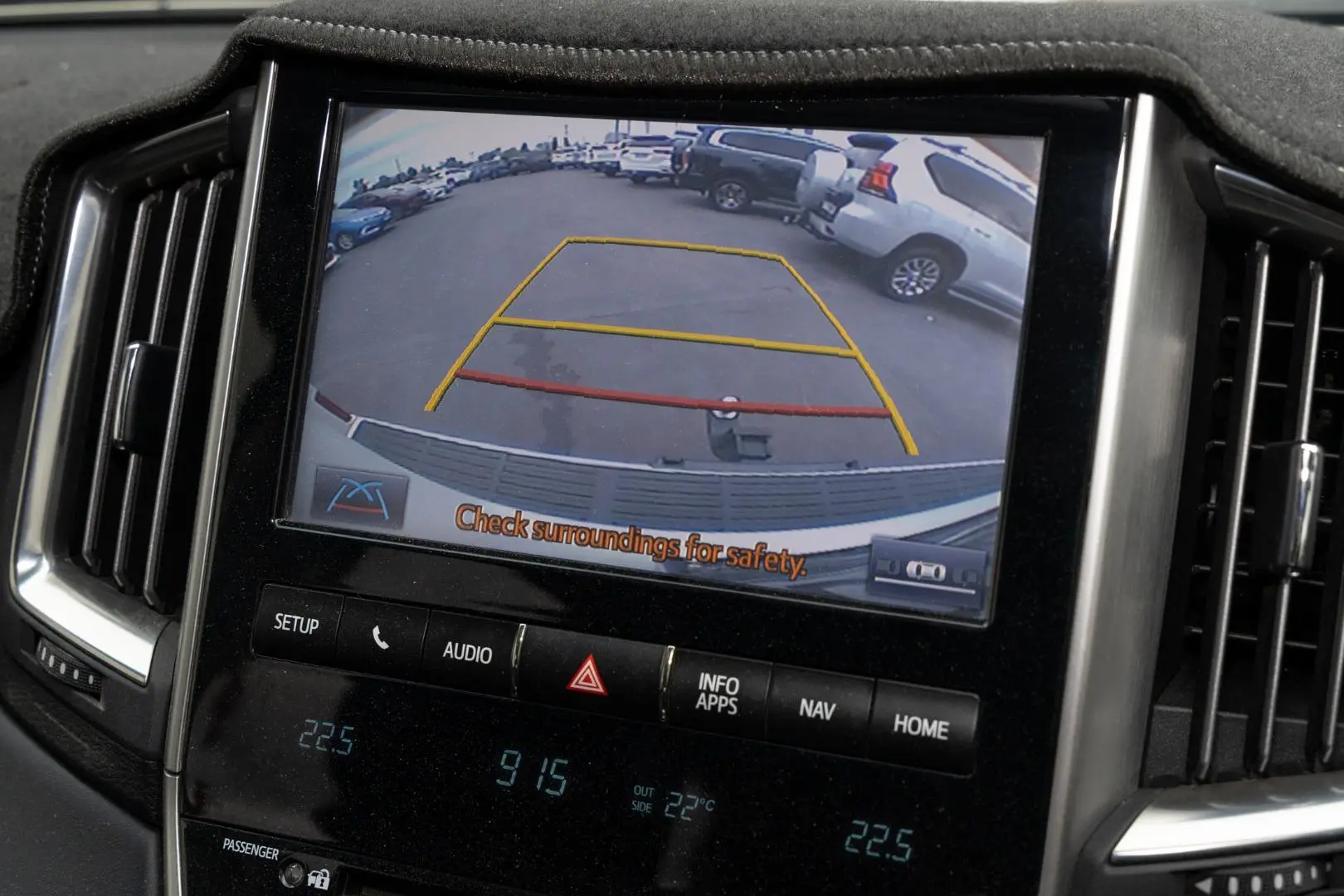 2018 Toyota Landcruiser Gallery Image 15