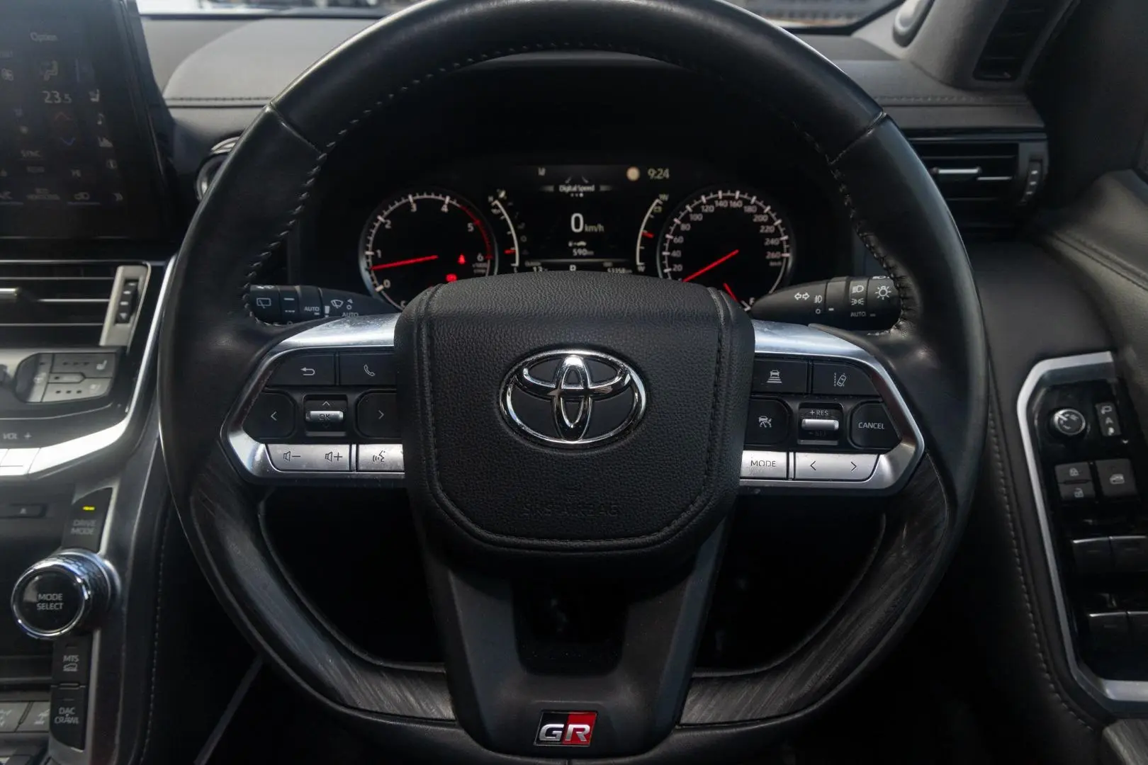2024 Toyota Landcruiser Gallery Image 11