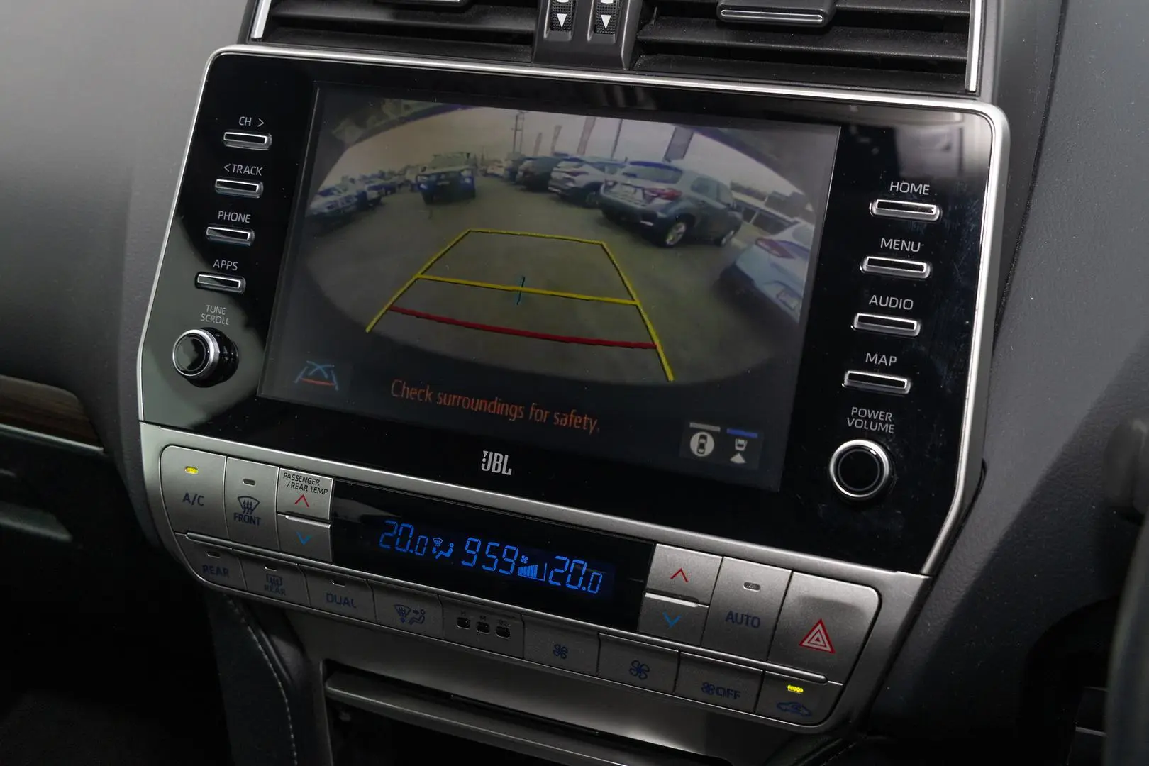 2023 Toyota Landcruiser Prado Gallery Image 15