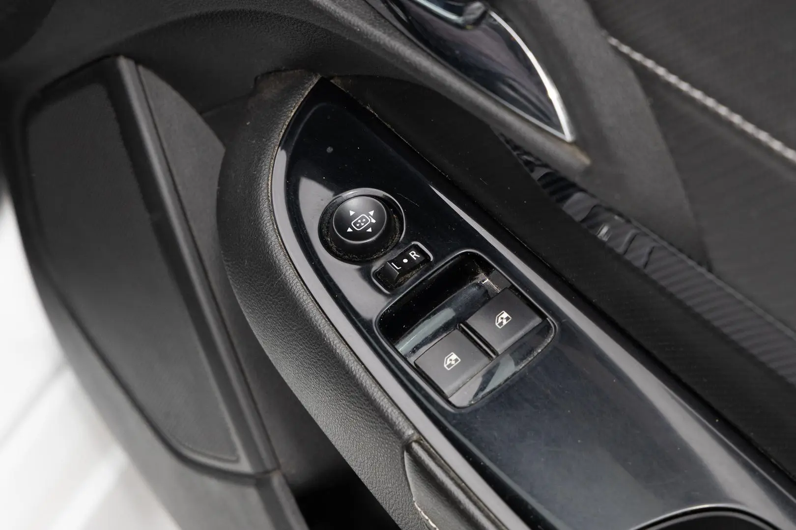 2015 Holden Ute Gallery Image 18