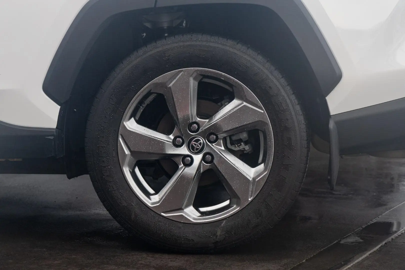 2020 Toyota RAV4 Gallery Image 22