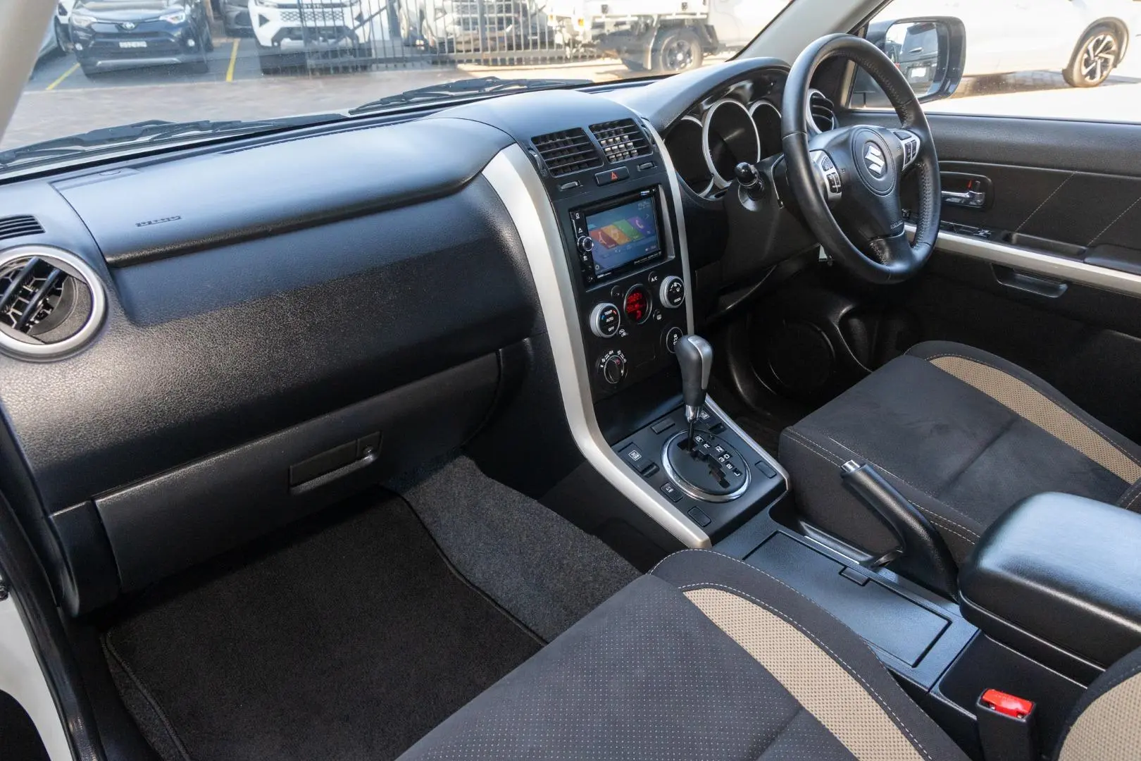 2018 Suzuki Grand Vitara Gallery Image 8