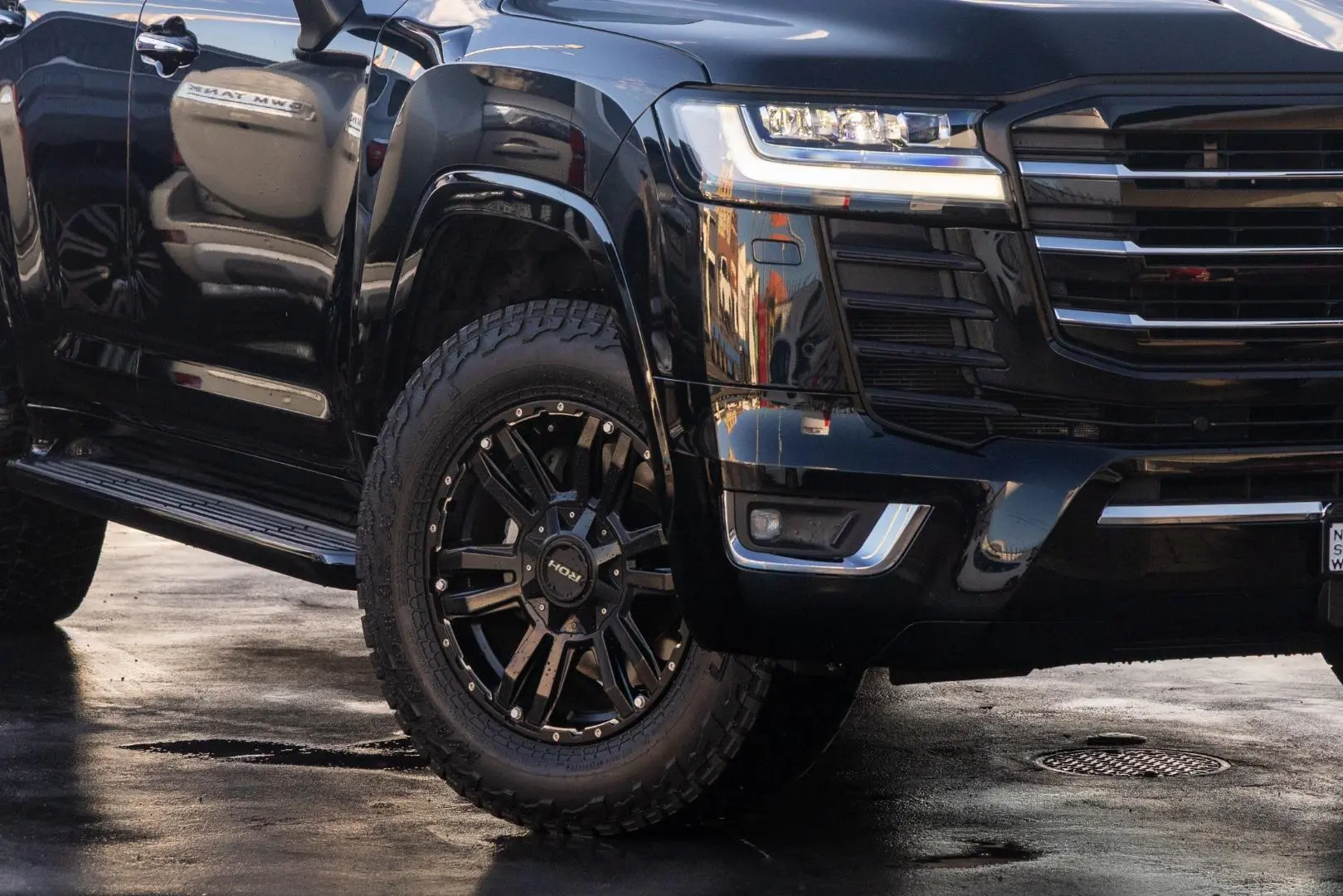 2022 Toyota Landcruiser Gallery Image 6