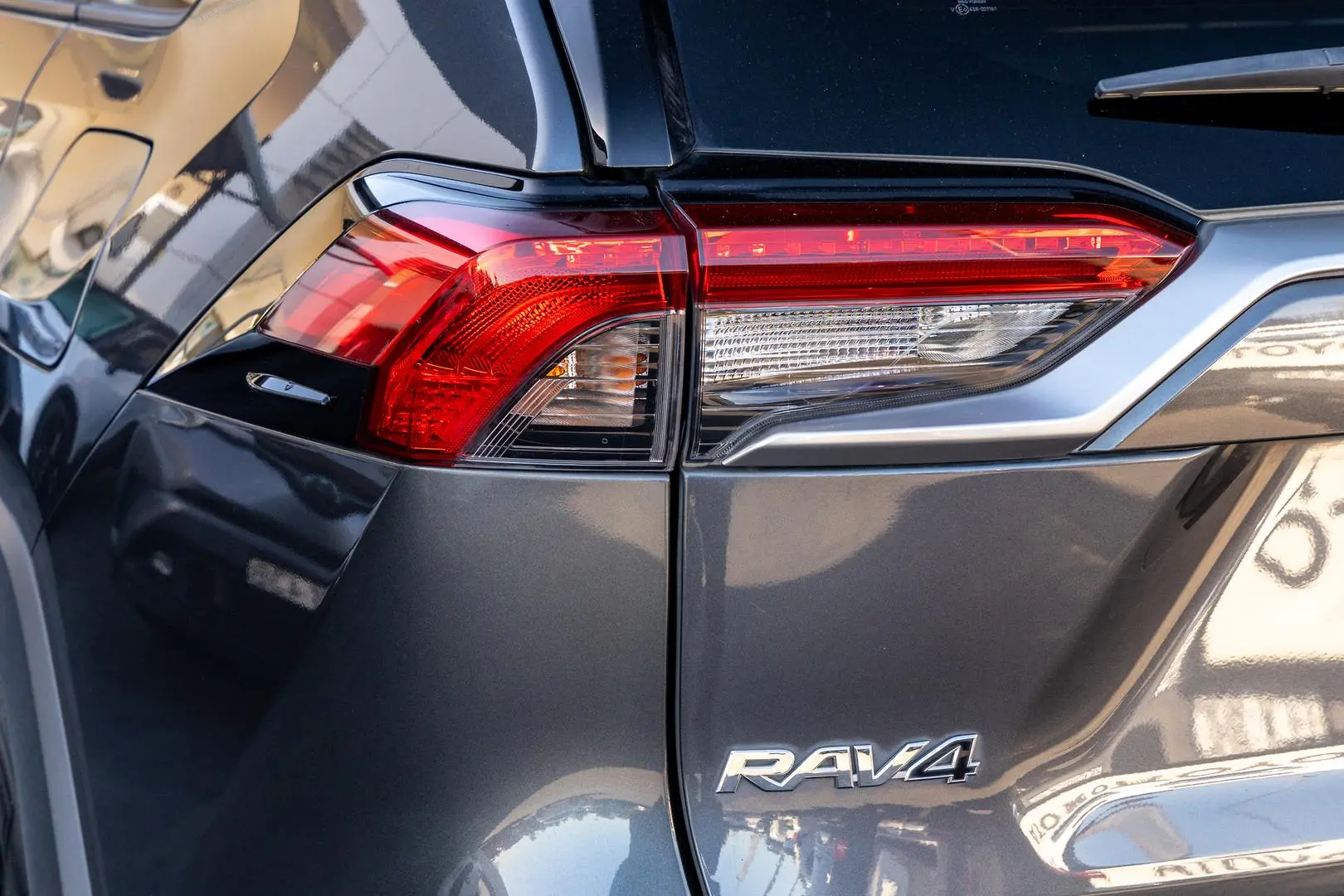 2021 Toyota RAV4 Gallery Image 20