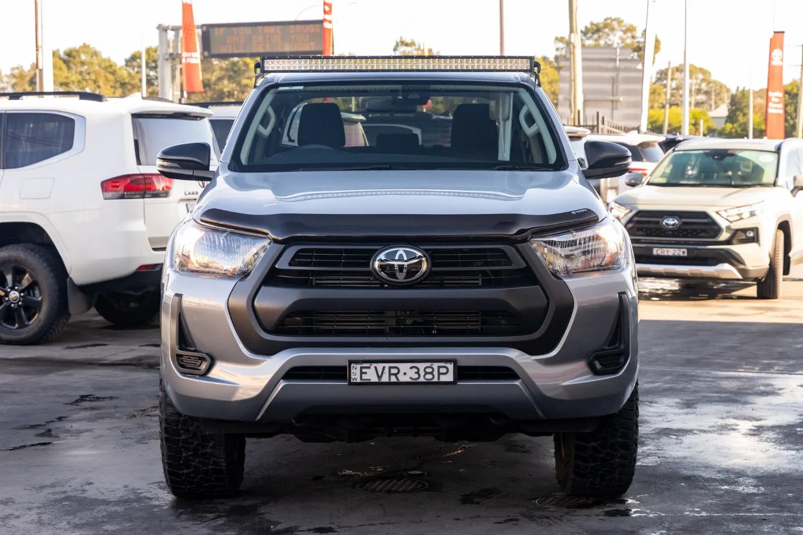 2022 Toyota Hilux Gallery Image 4