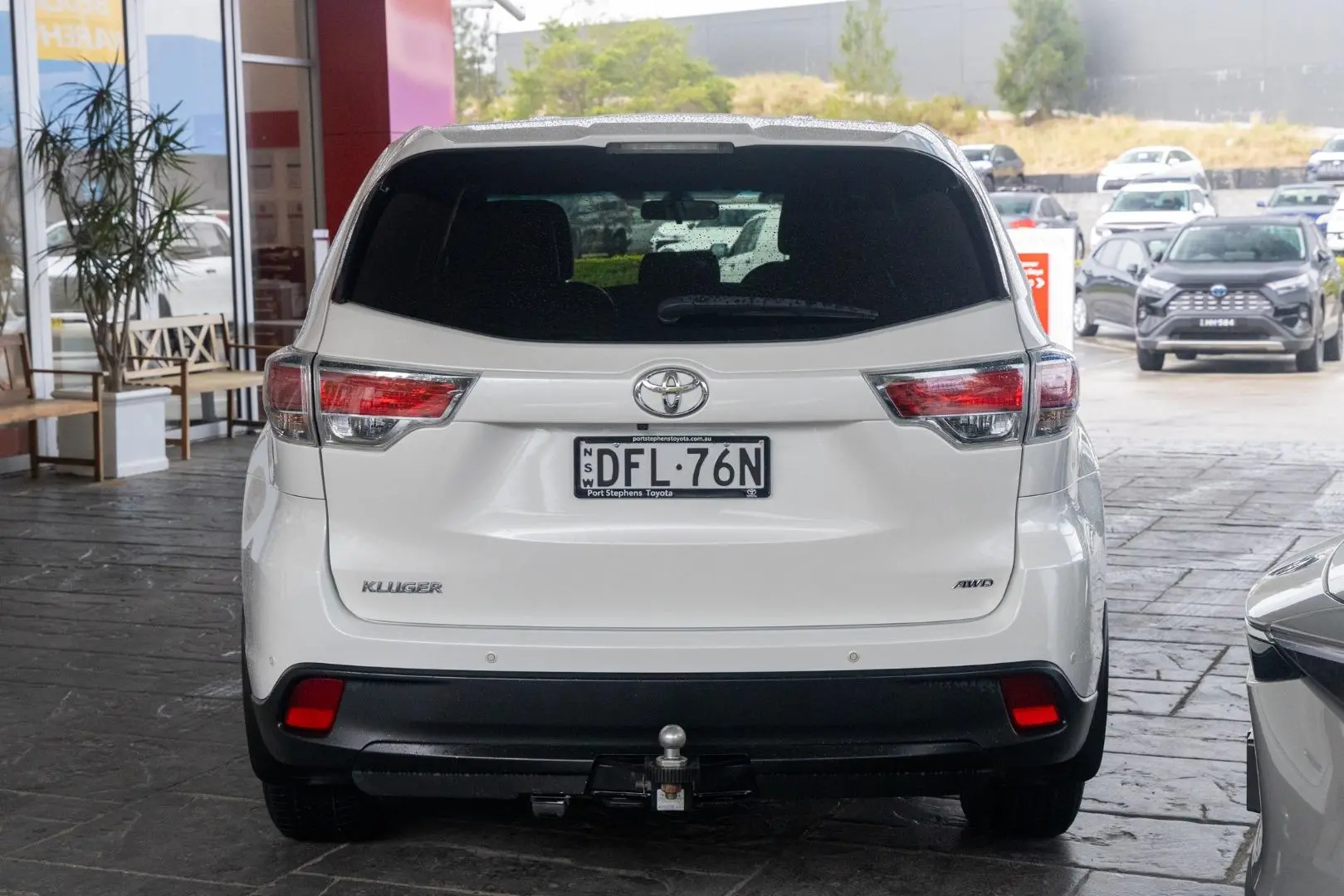 2016 Toyota Kluger Gallery Image 5