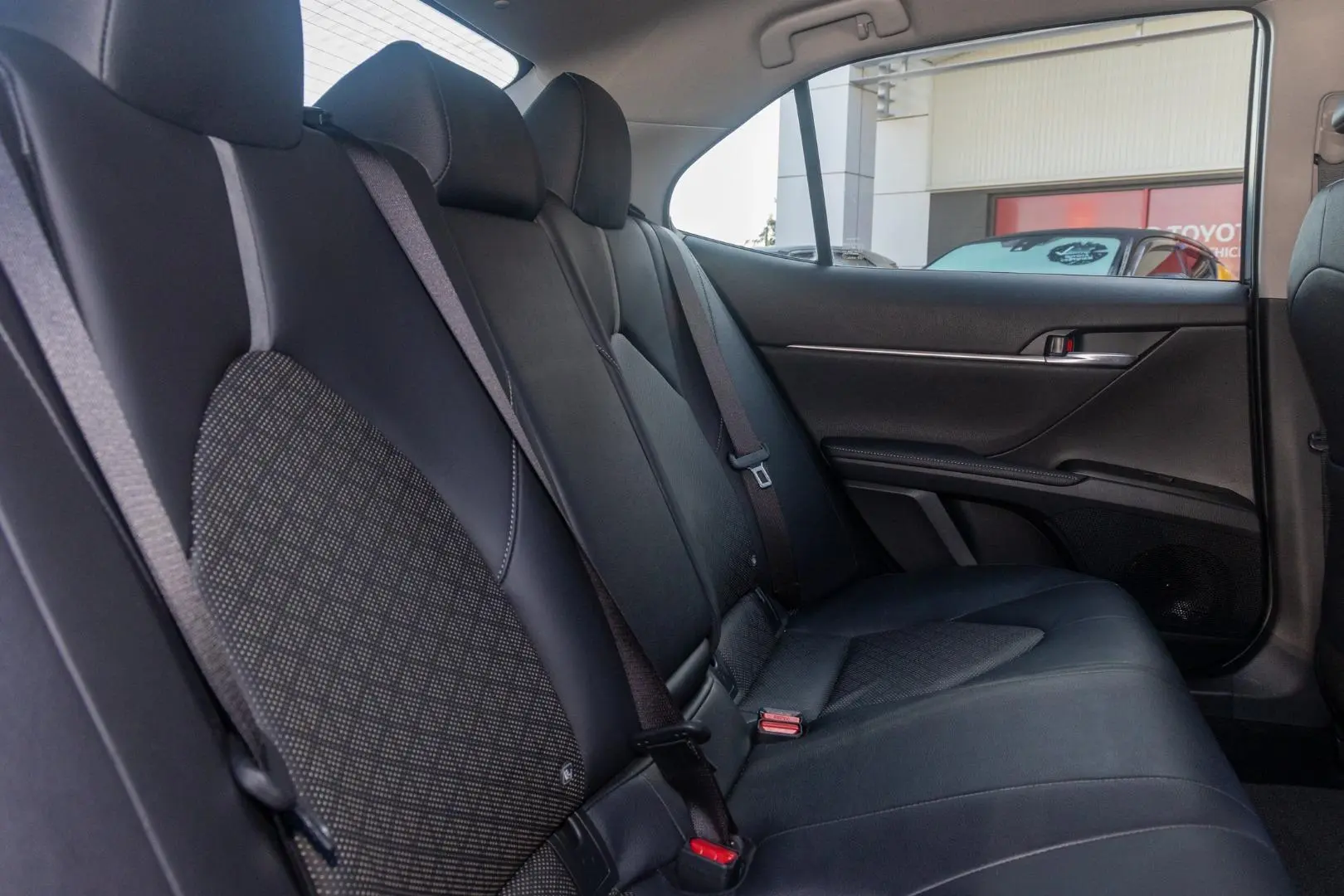 2021 Toyota Camry Gallery Image 9