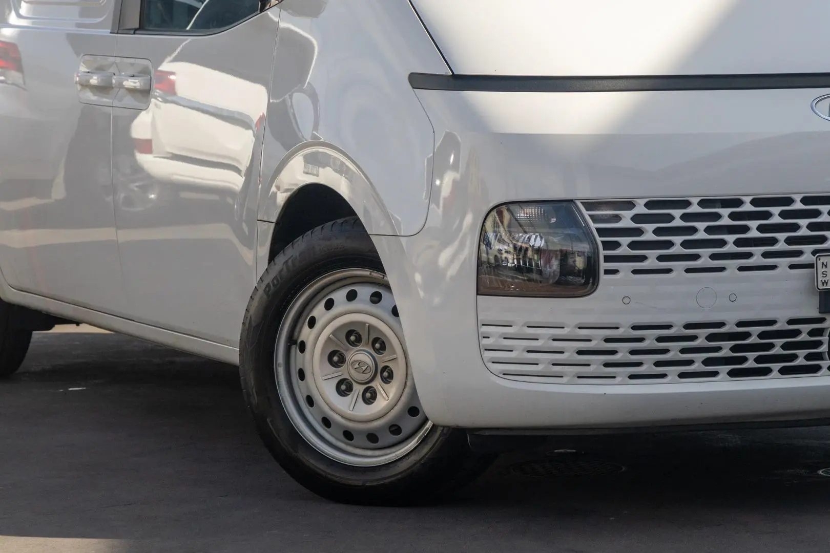 2021 Hyundai STARIA LOAD Gallery Image 6