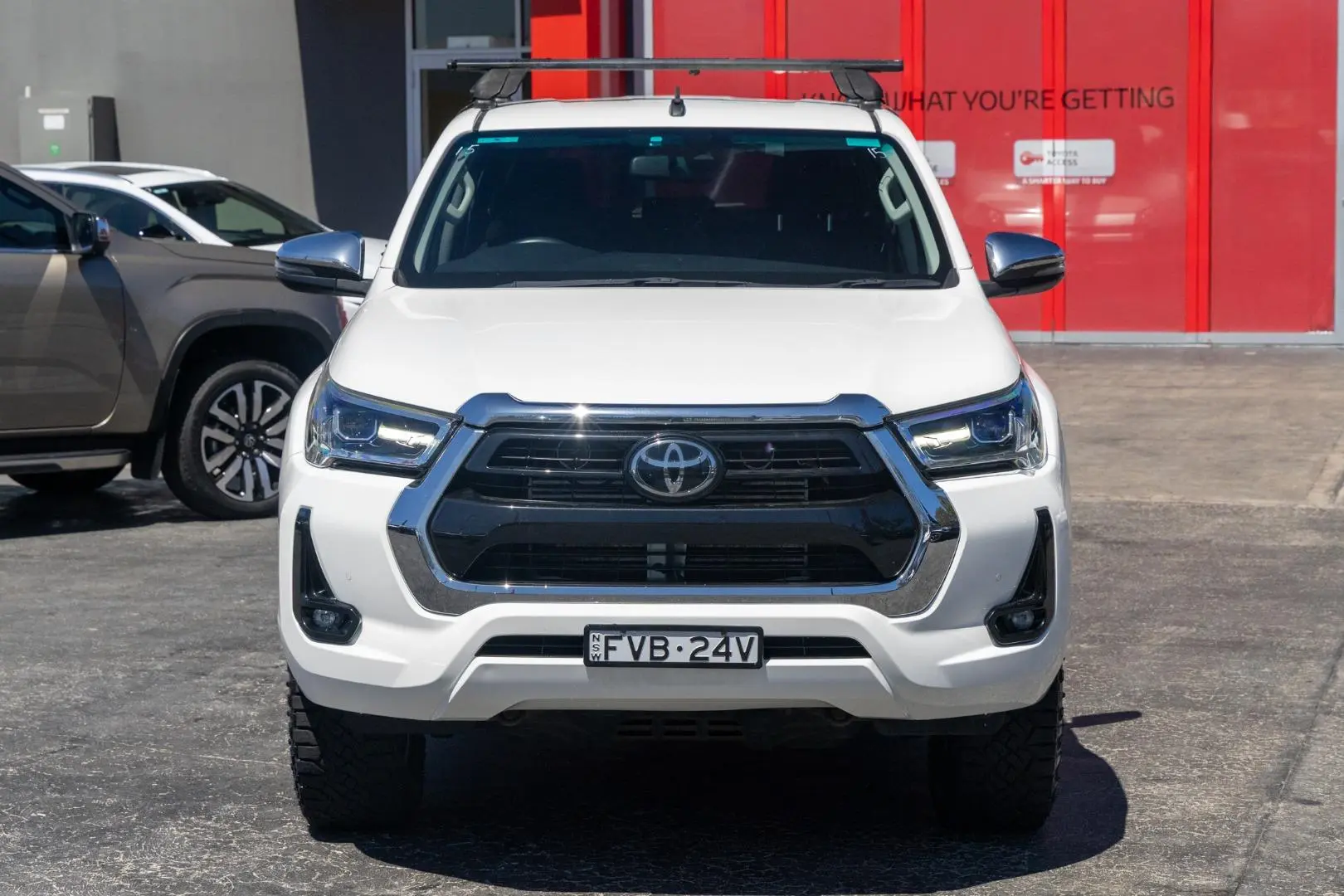 2021 Toyota Hilux Gallery Image 4