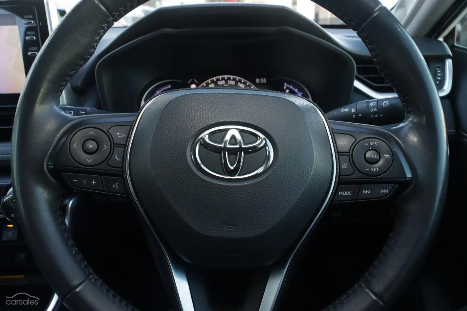 2019 Toyota RAV4 Image 10