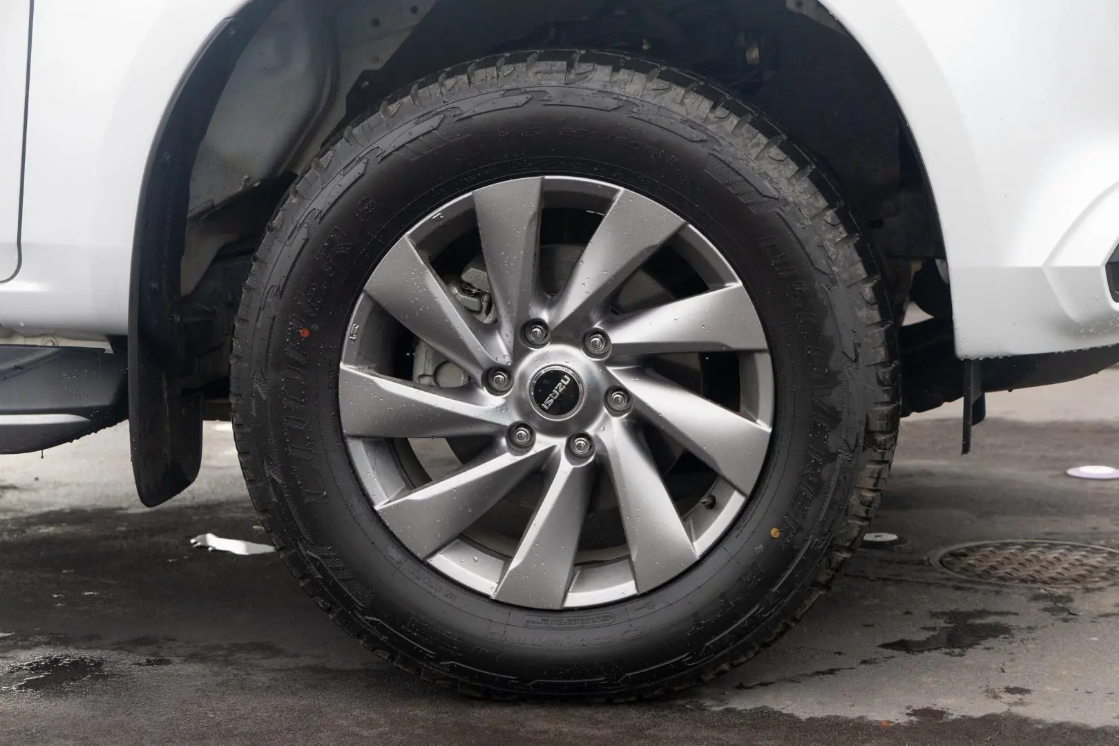 2021 Isuzu MU-X Gallery Image 22