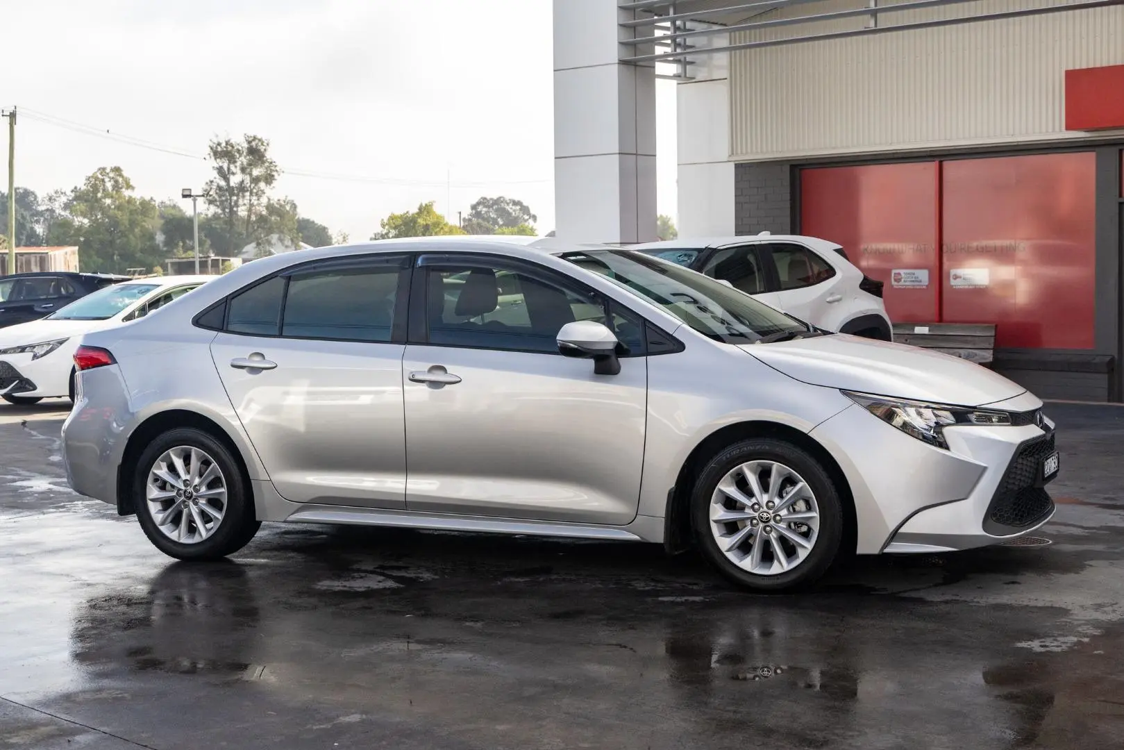 2020 Toyota Corolla Gallery Image 3
