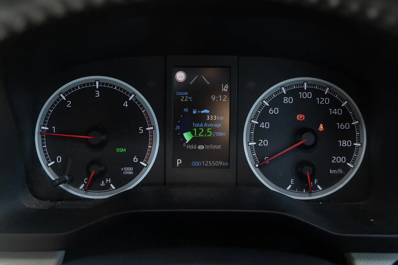 2019 Toyota Hiace Gallery Image 13