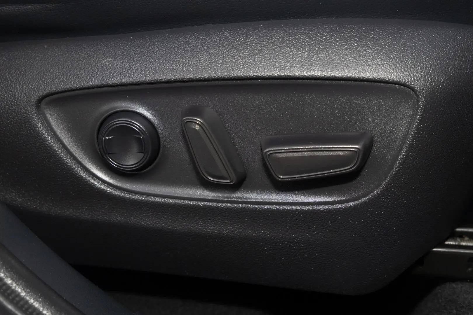 2021 Toyota Kluger Gallery Image 18