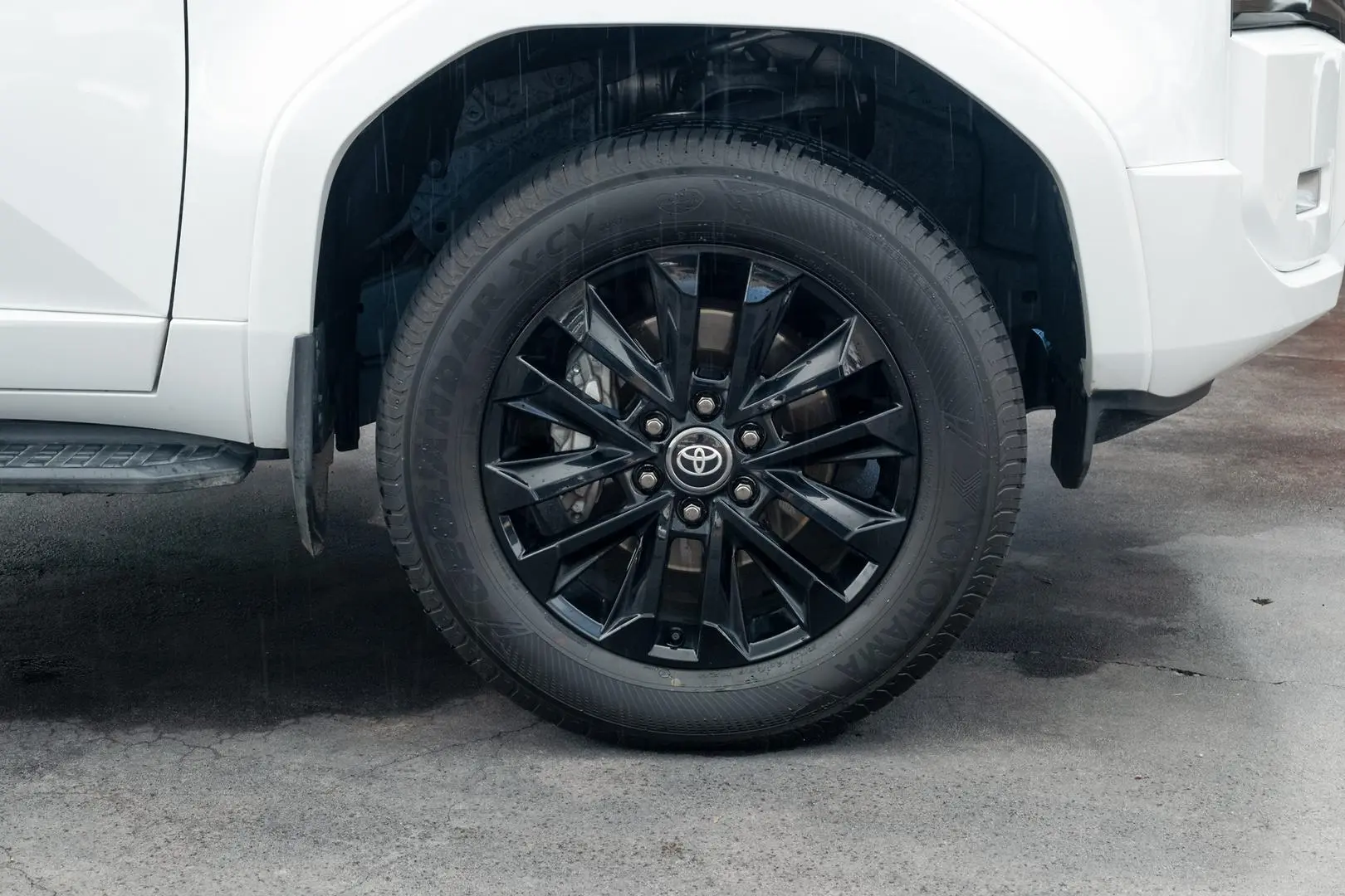 2024 Toyota Landcruiser Prado Gallery Image 20