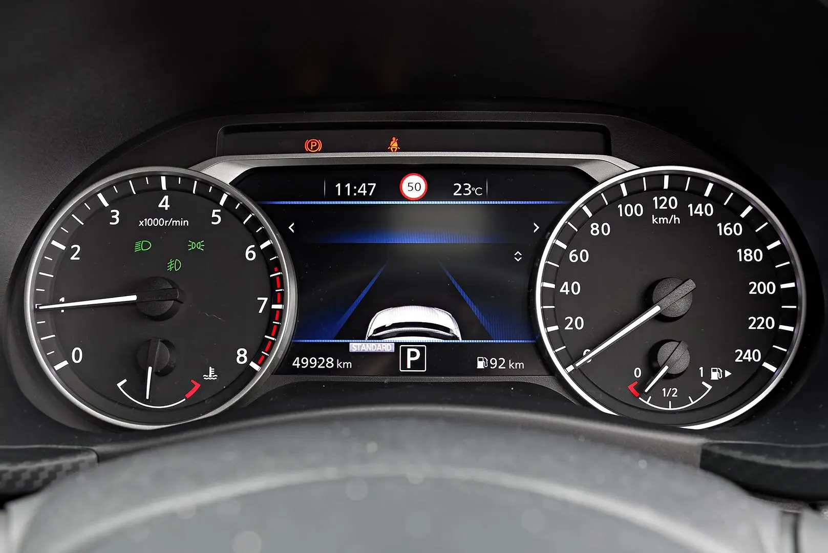 2020 Nissan JUKE Gallery Image 16