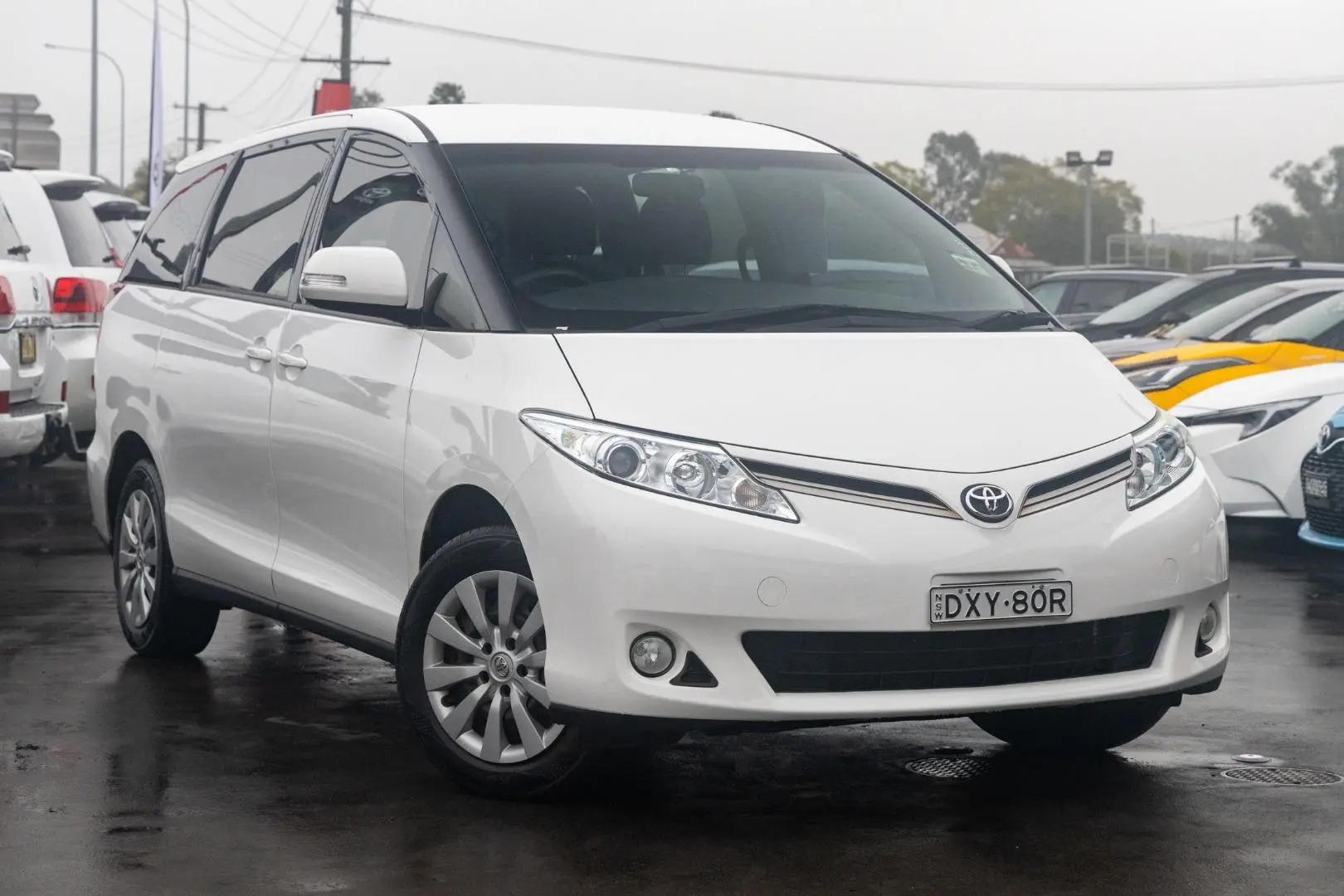 2018 Toyota Tarago Gallery Image 1