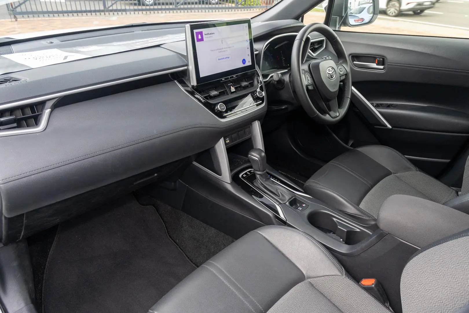 2022 Toyota Corolla Cross Gallery Image 8