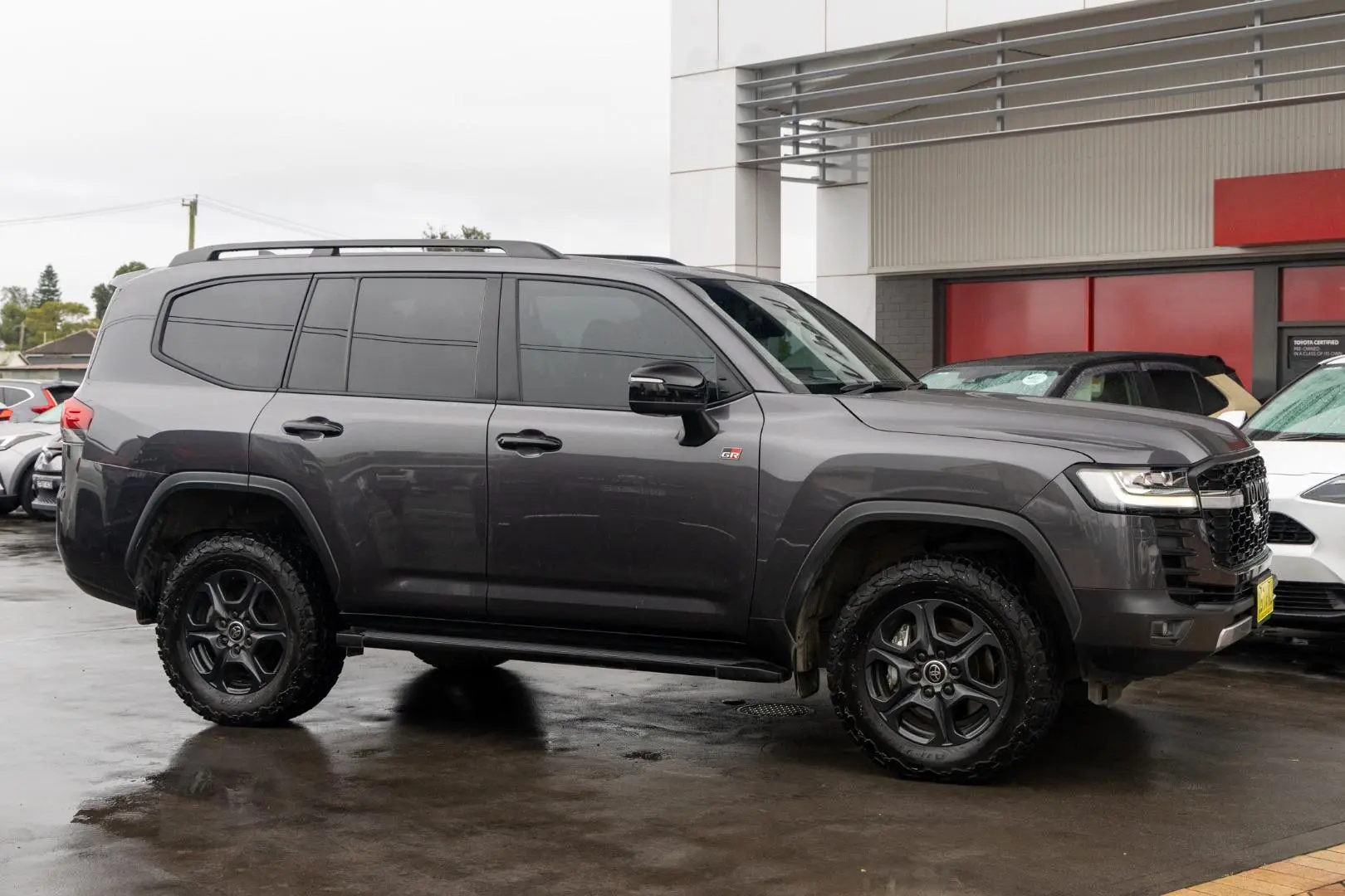 2022 Toyota Landcruiser Gallery Image 3