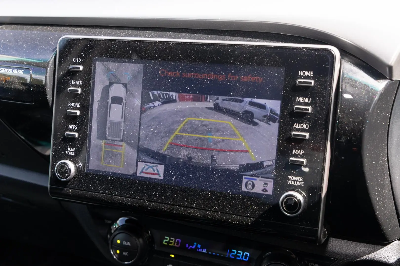 2023 Toyota Hilux Gallery Image 15