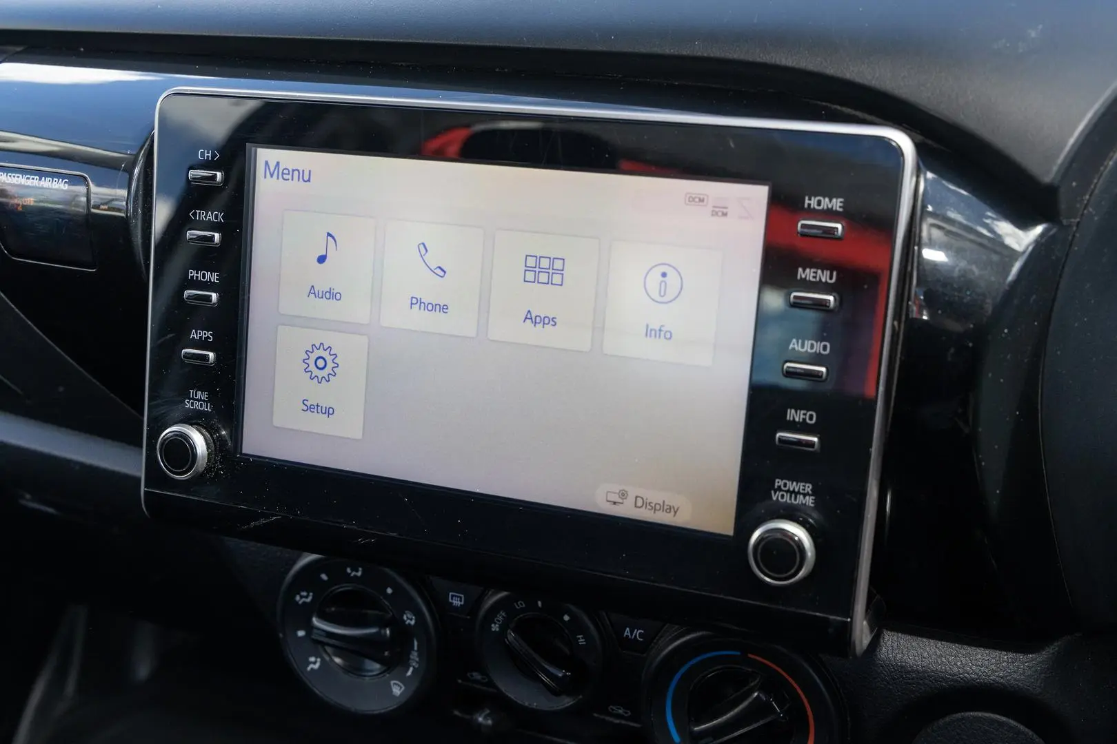 2021 Toyota Hilux Gallery Image 15