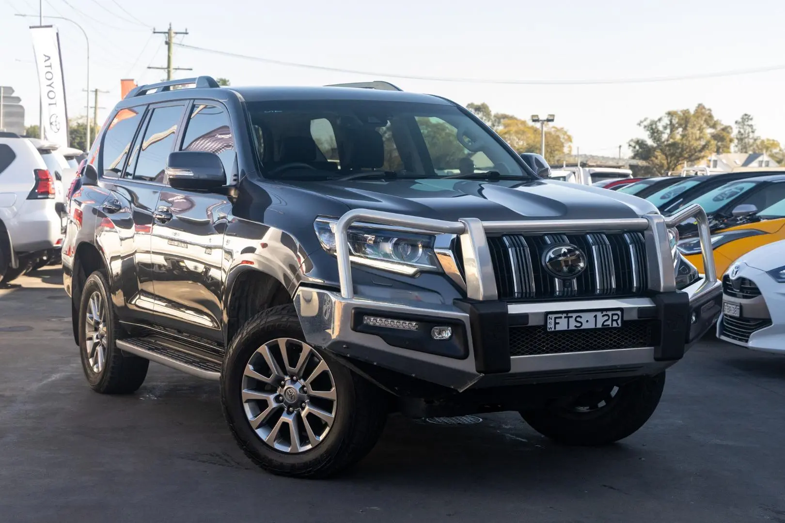 2019 Toyota Landcruiser Prado Gallery Image 1