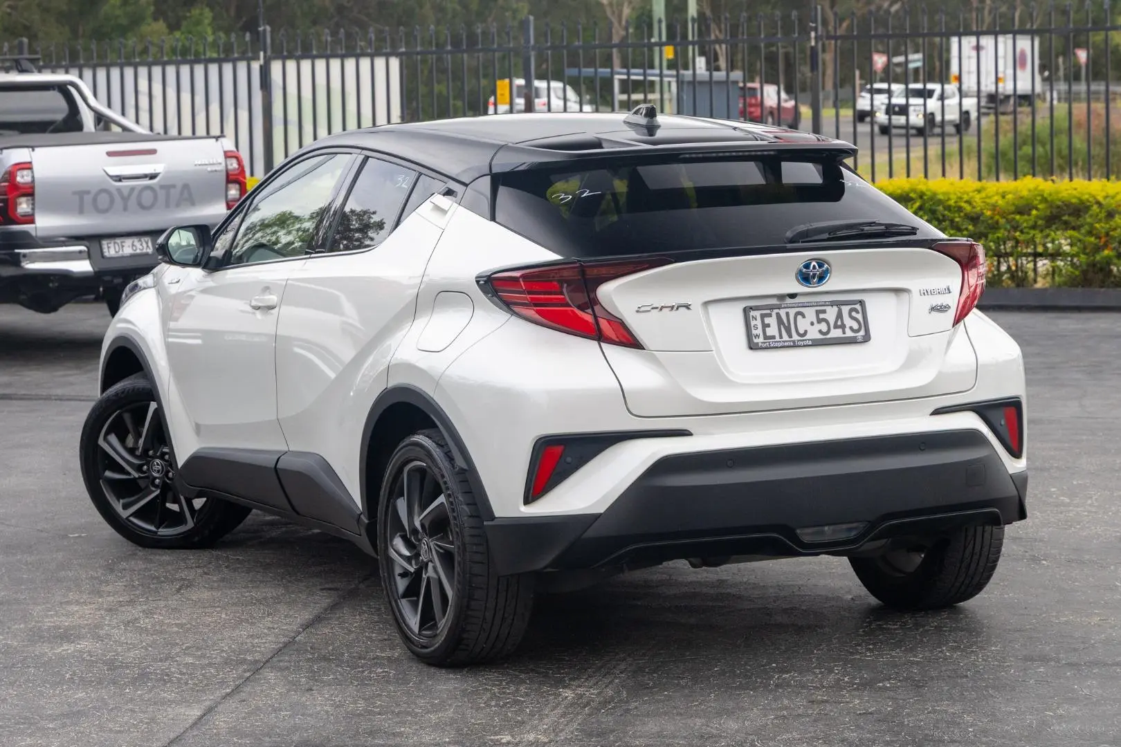 2021 Toyota C-HR Gallery Image 2