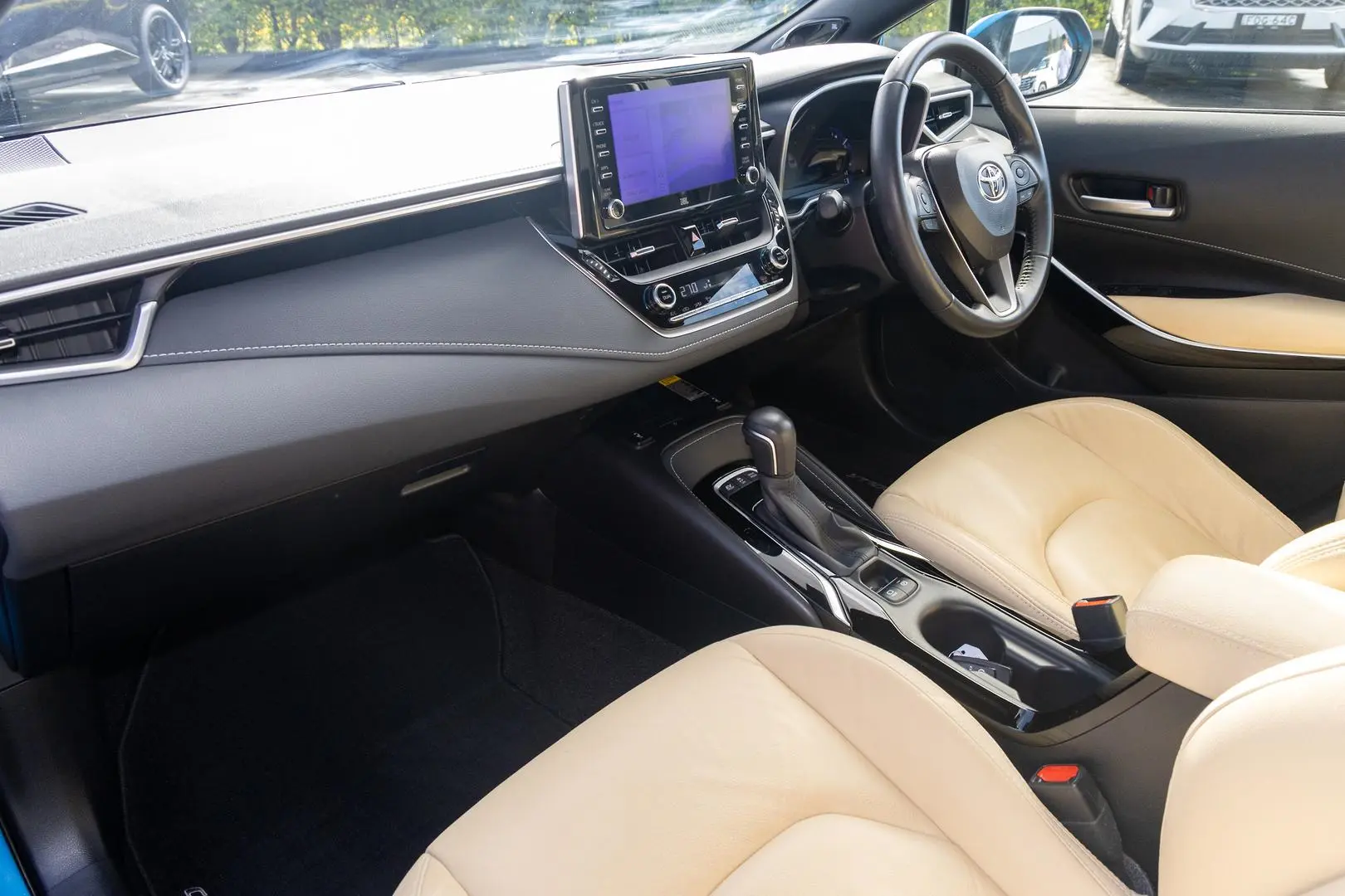 2021 Toyota Corolla Gallery Image 8