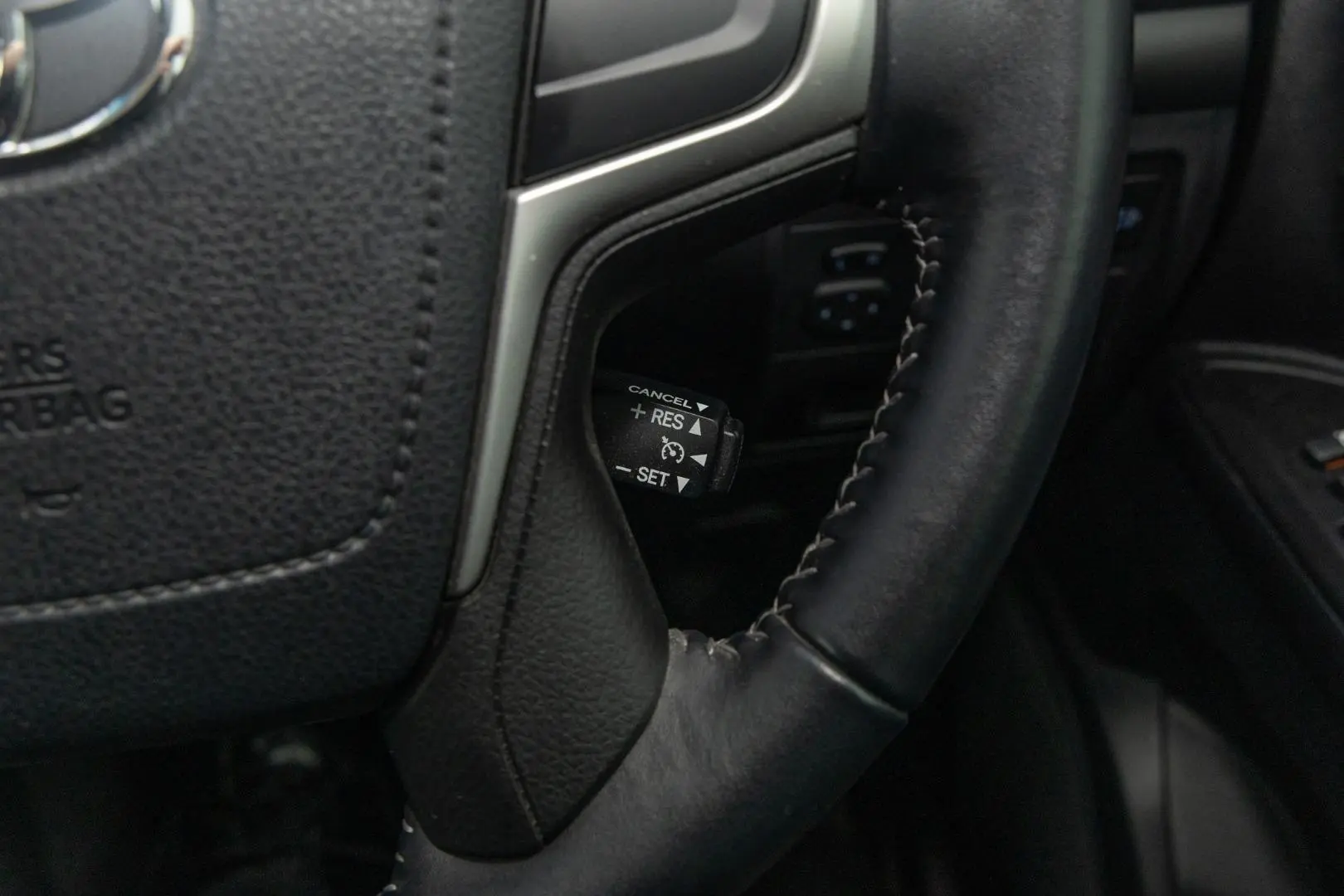 2018 Toyota Landcruiser Gallery Image 12