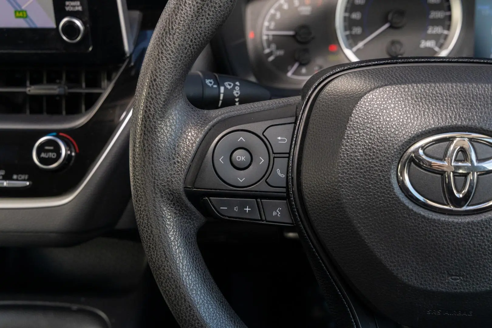 2020 Toyota Corolla Gallery Image 11