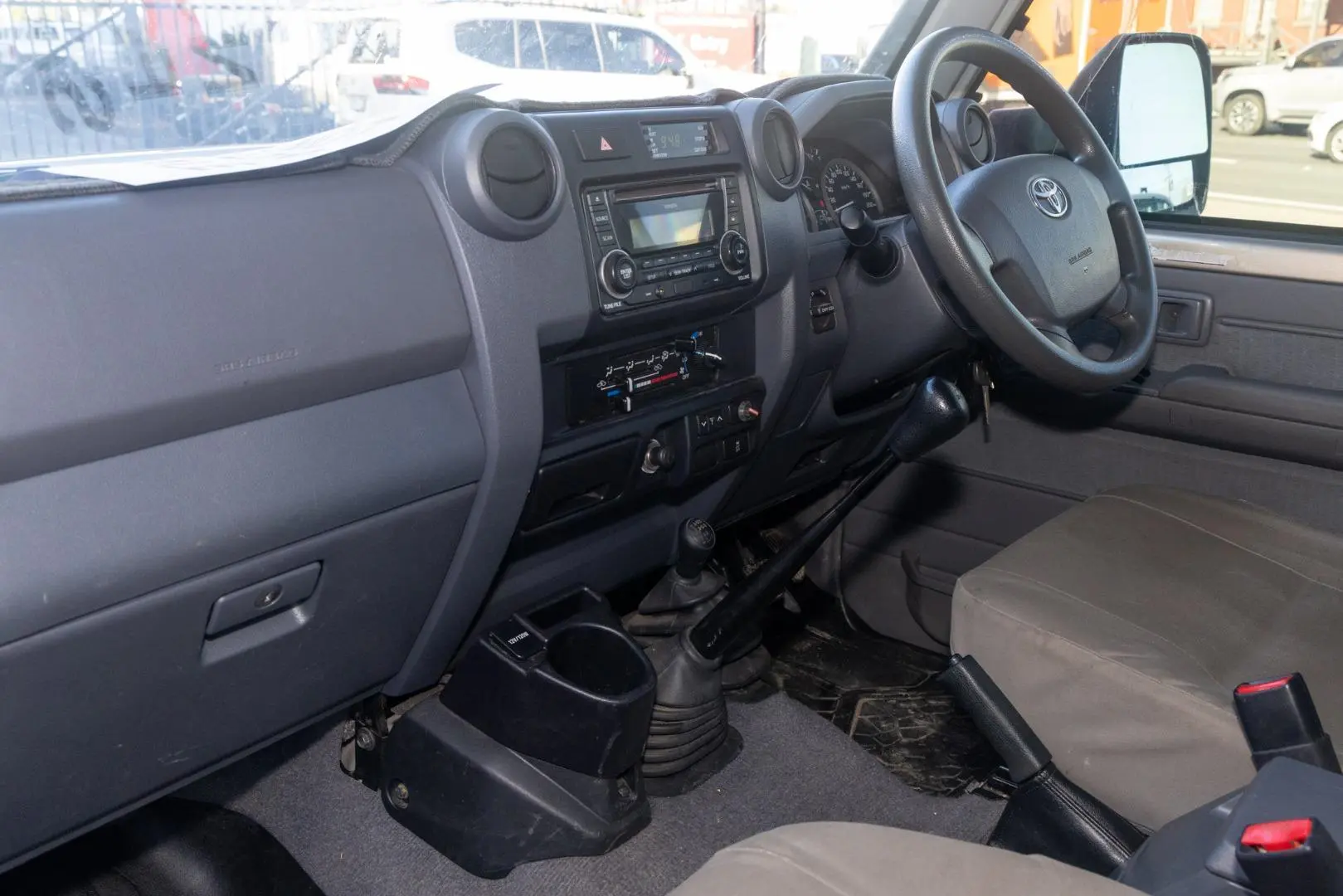2017 Toyota Landcruiser Gallery Image 9