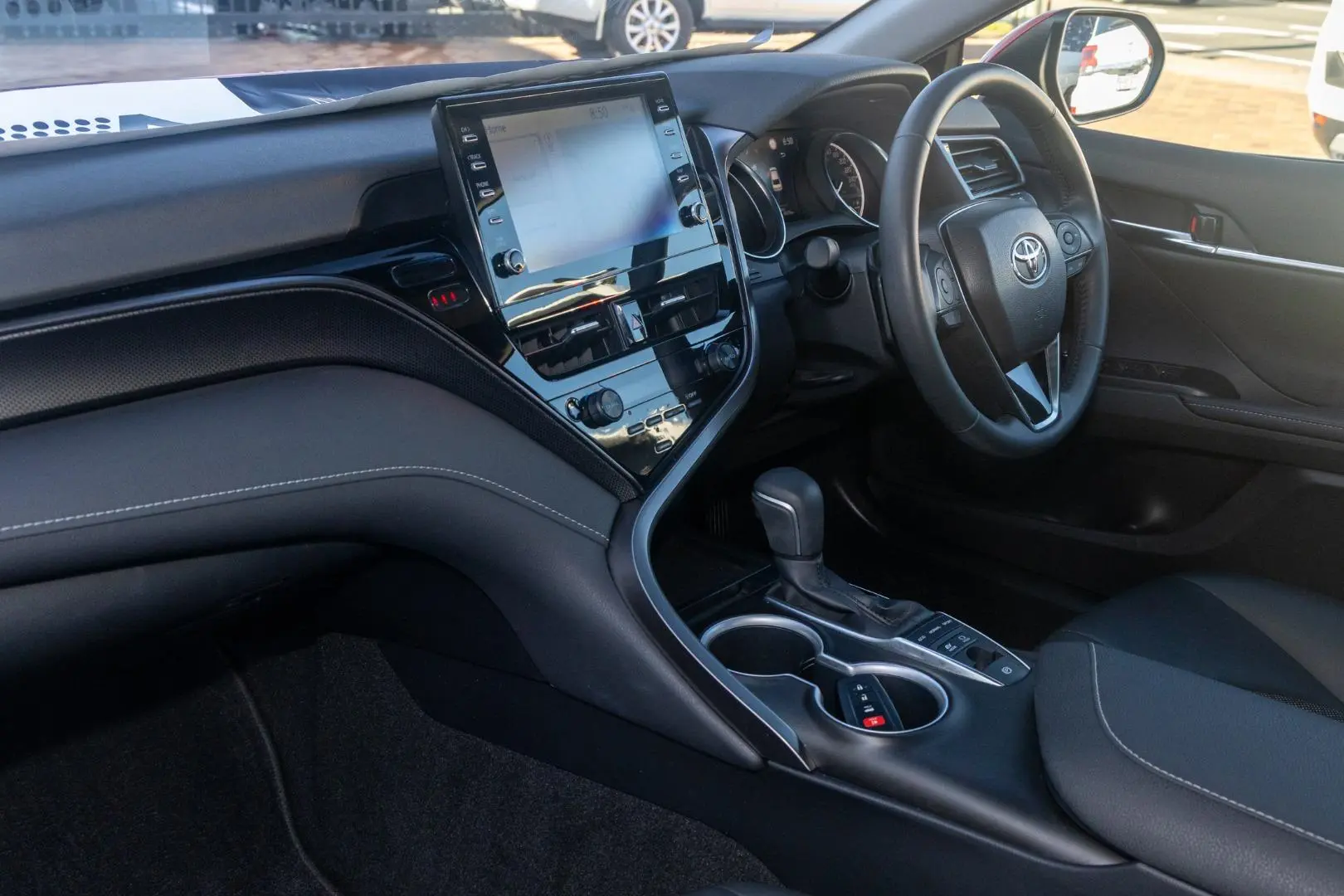 2021 Toyota Camry Gallery Image 8